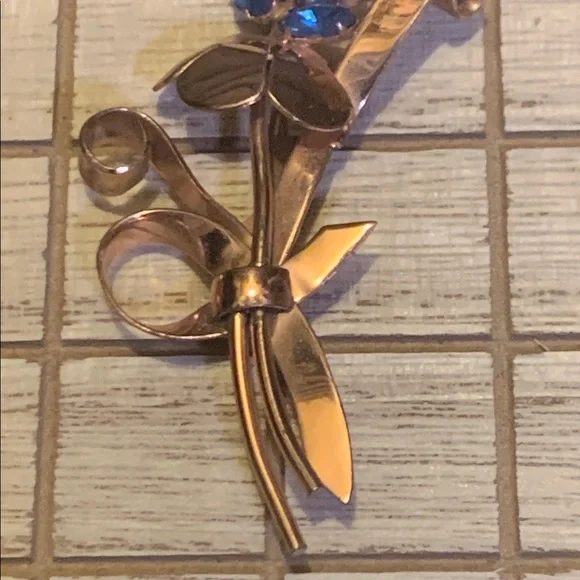 Vintage Coro Brooch - Picture 3 of 5